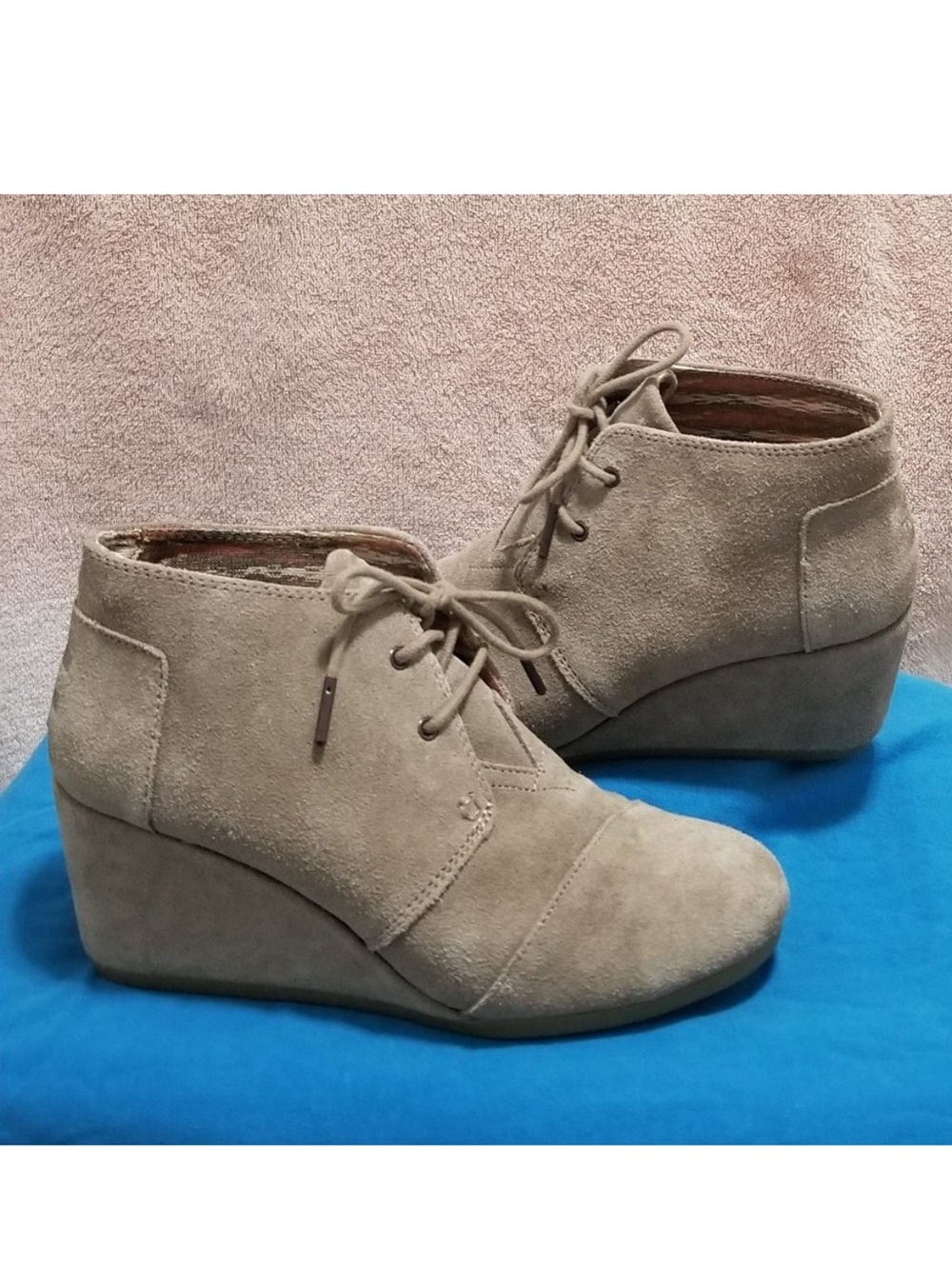 TOMS Desert Wedge Booties - Size 9